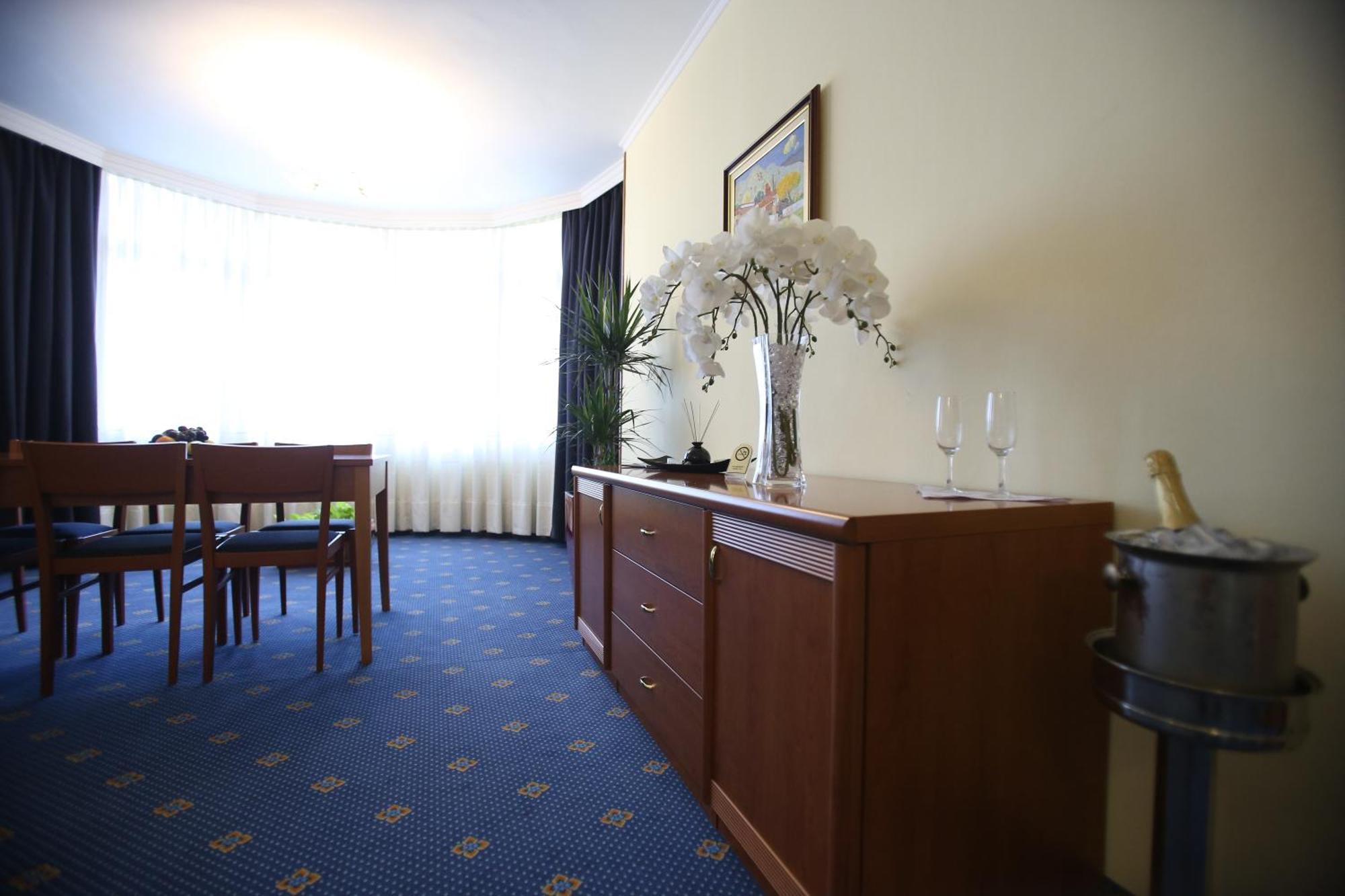 Hotel Continental Vorë Pokój zdjęcie