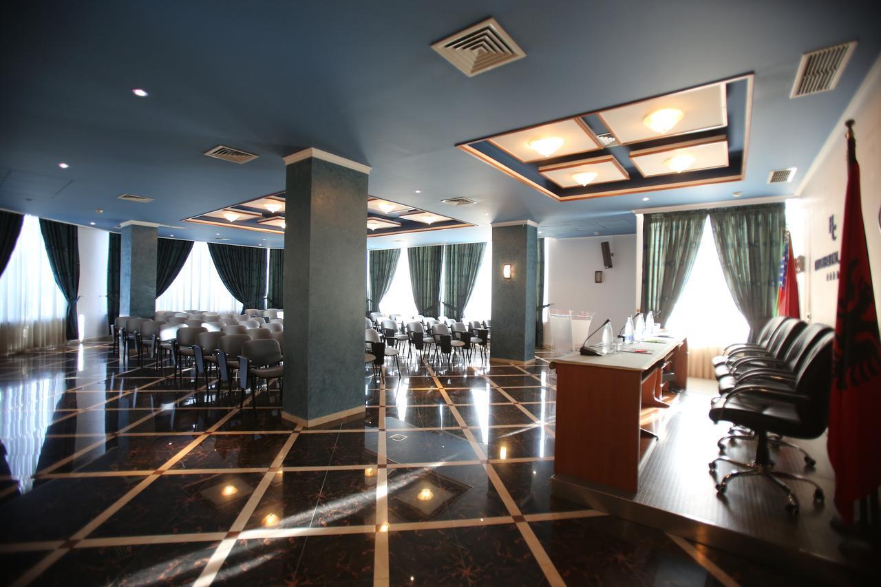 Hotel Continental Vorë Zewnętrze zdjęcie